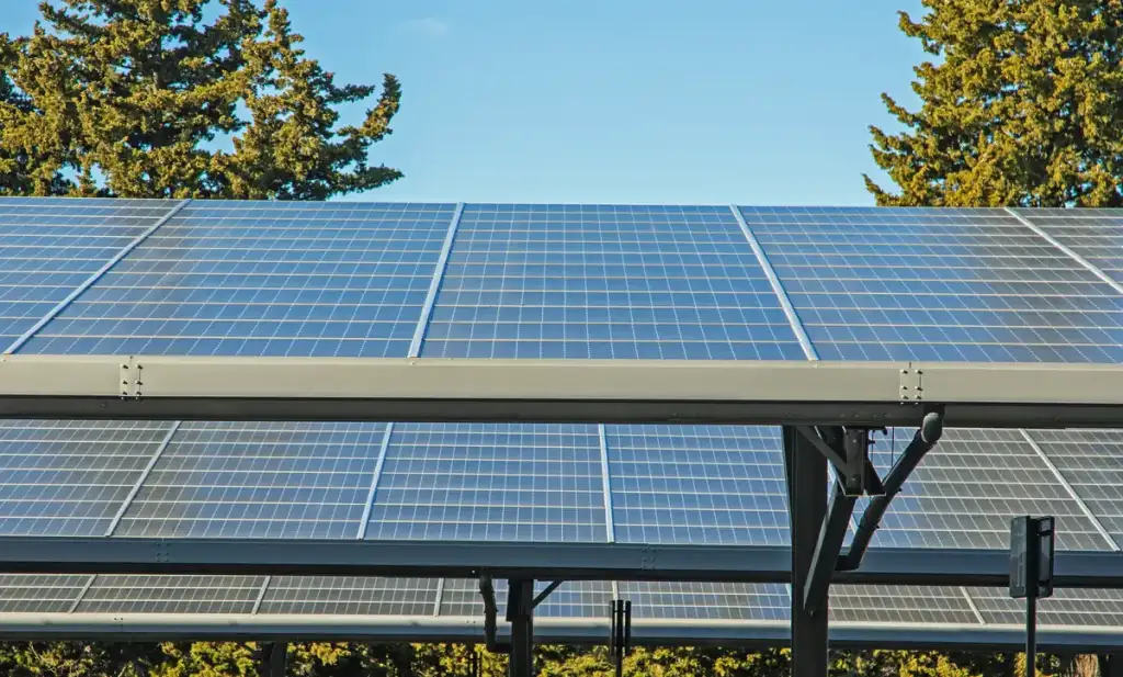 Ombrière photovoltaïque Muret : pour particuliers et professionnels, entre esthétique et énergie renouvelable